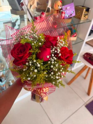 Buquê 4 flores